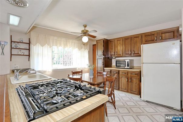 DE Listing image placeholder