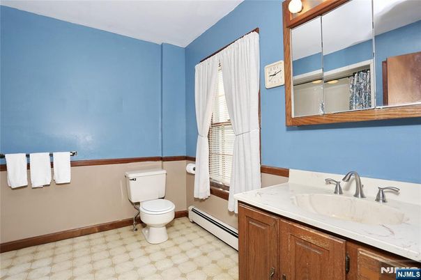 DE Listing image placeholder