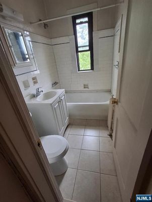 DE Listing image placeholder