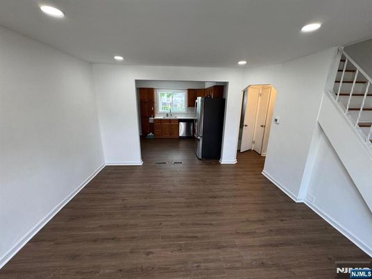 DE Listing image placeholder