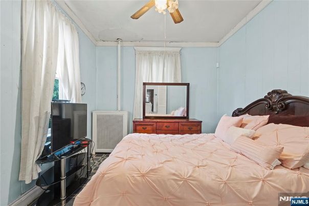 DE Listing image placeholder