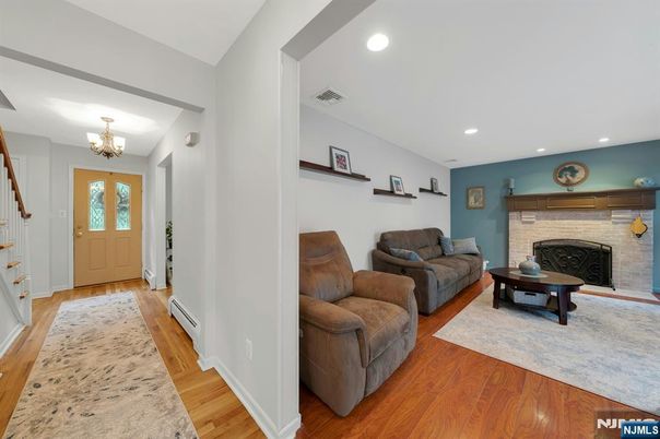 DE Listing image placeholder