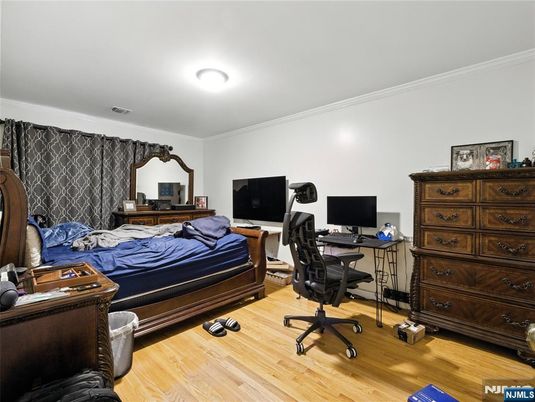 DE Listing image placeholder