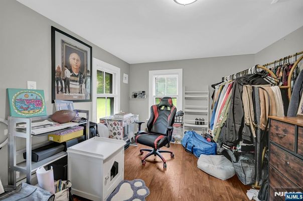 DE Listing image placeholder