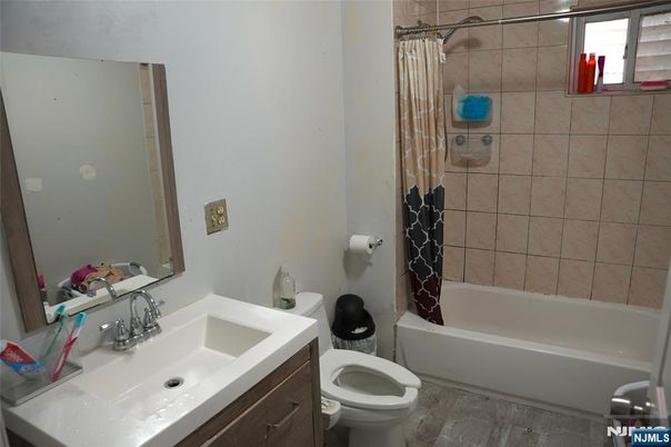 DE Listing image placeholder