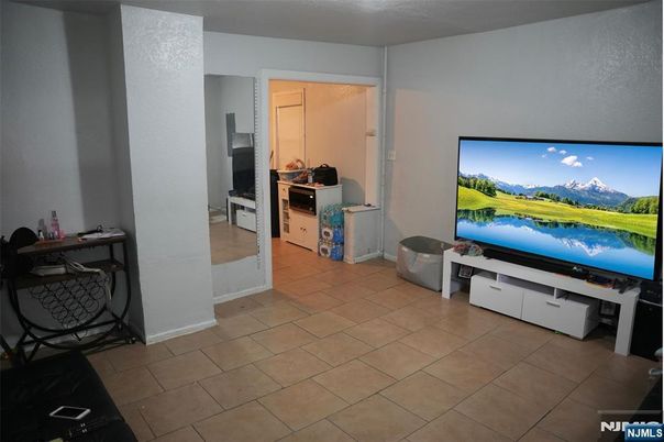 DE Listing image placeholder