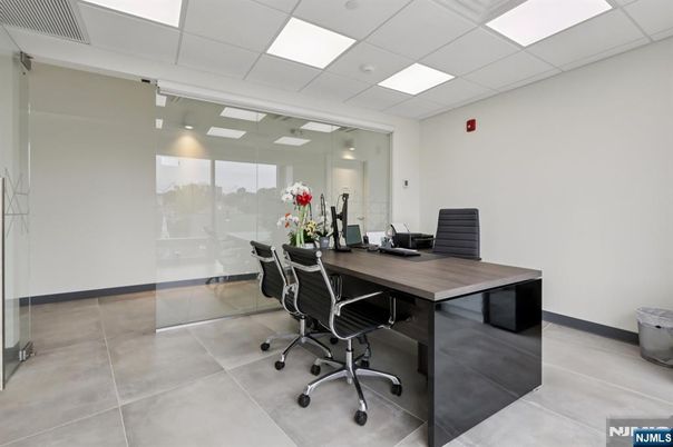 DE Listing image placeholder