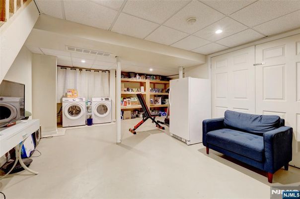 DE Listing image placeholder