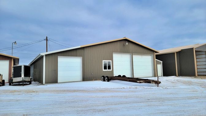 Detached Garage, Exterior