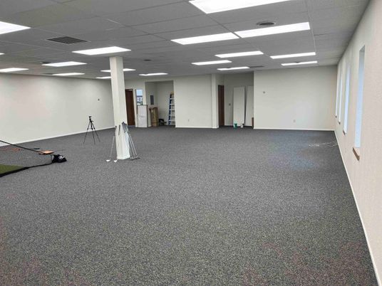 Empty room, Interior, Recessed Lighting
