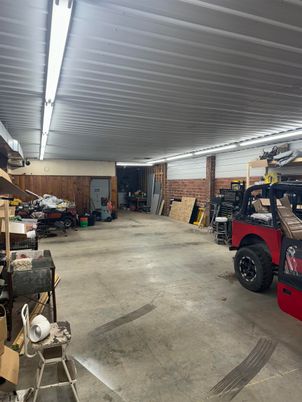 Garage, Interior, Stone Walls