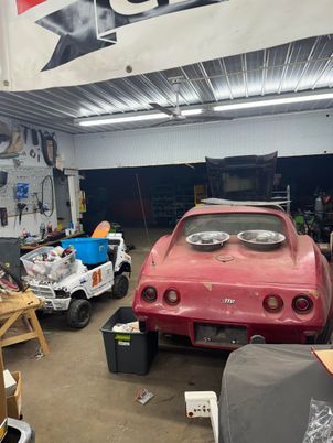 Garage, Interior
