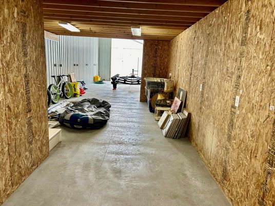 Garage, Interior, Wooden Beams, Wooden Ceilings