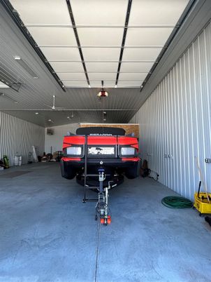 Garage, Interior