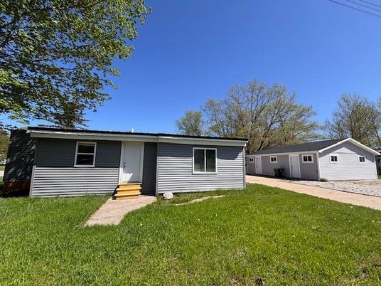 Backyard, Detached Garage, Exterior