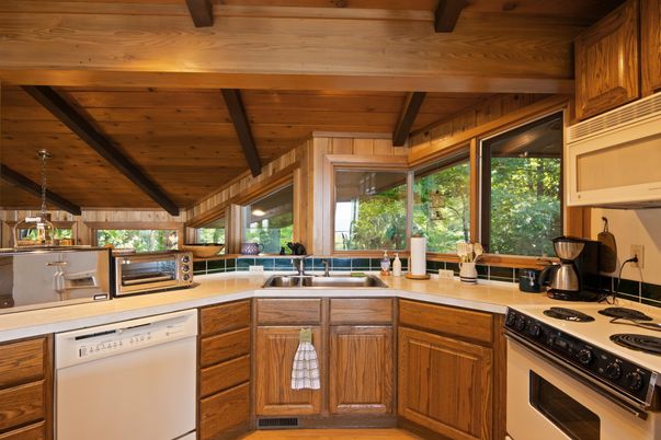 Interior, Kitchen, Stainless Steel Appliances, Wooden Beams, Wooden Ceilings