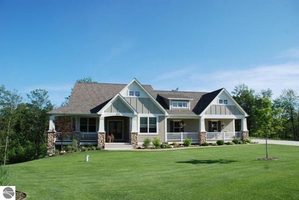 Backyard, Exterior, Facade, Farmhouse