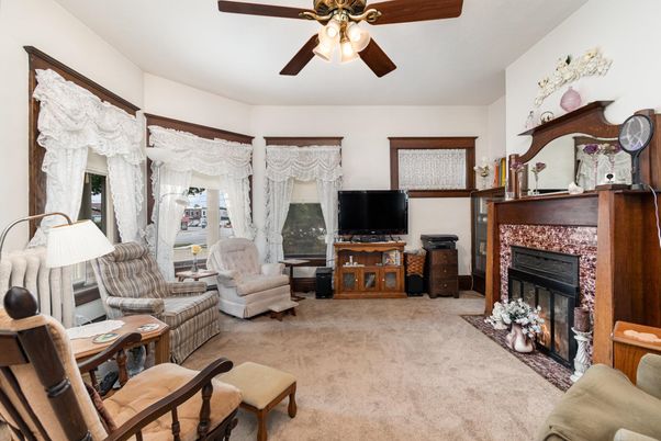 Fireplace, Interior, Living room