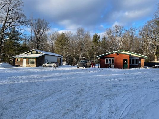 Backyard, Detached Garage, Exterior