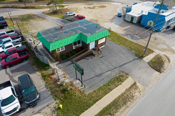 Exterior, Drone