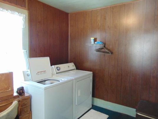 Interior, Washer, Wooden Walls
