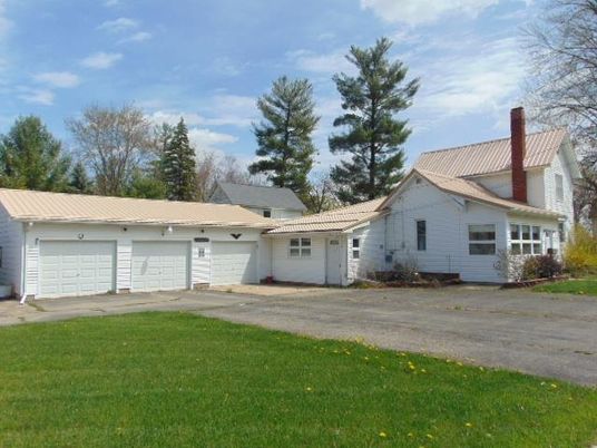 Attached, Exterior, Facade, Ranch