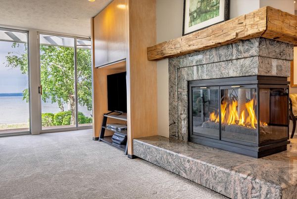 Fireplace, Interior, Recessed Lighting, Water