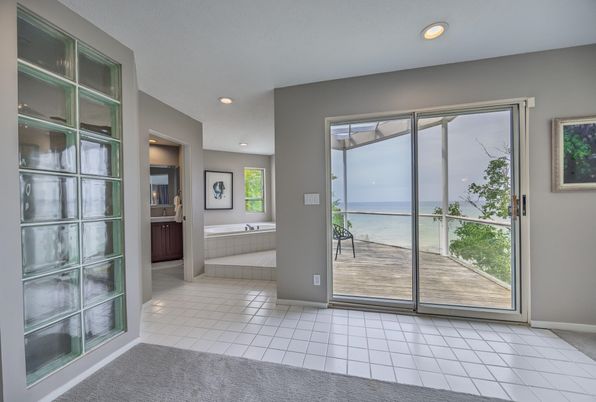 Bathroom, Interior, Recessed Lighting, Water