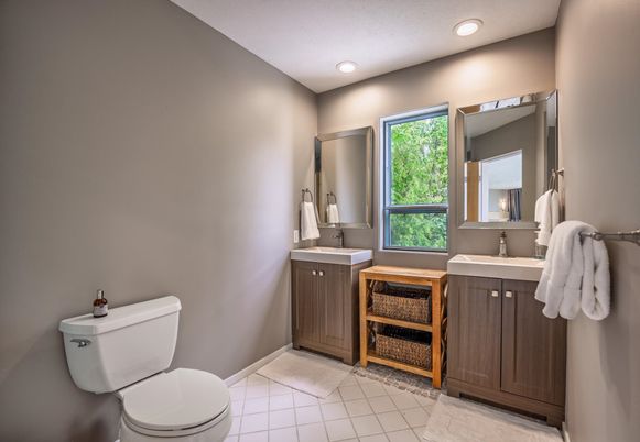 Bathroom, Interior, Recessed Lighting