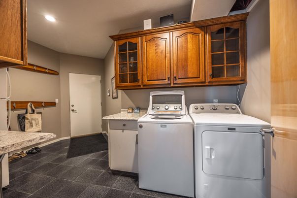 Interior, Recessed Lighting, Washer