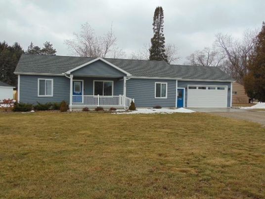 Attached, Backyard, Exterior, Facade, Ranch