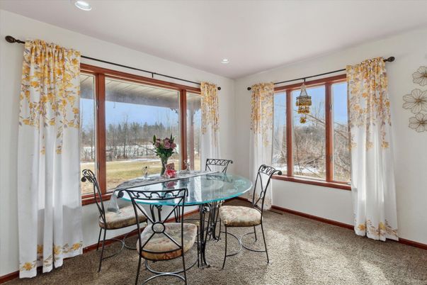 Dining room, Interior, Recessed Lighting