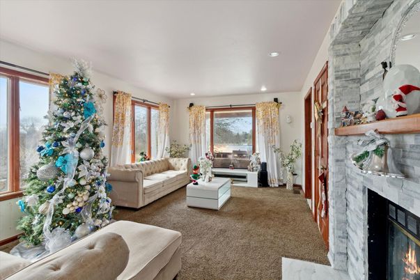 Fireplace, Interior, Living room, Recessed Lighting