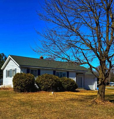 Attached, Backyard, Exterior, Facade, Ranch