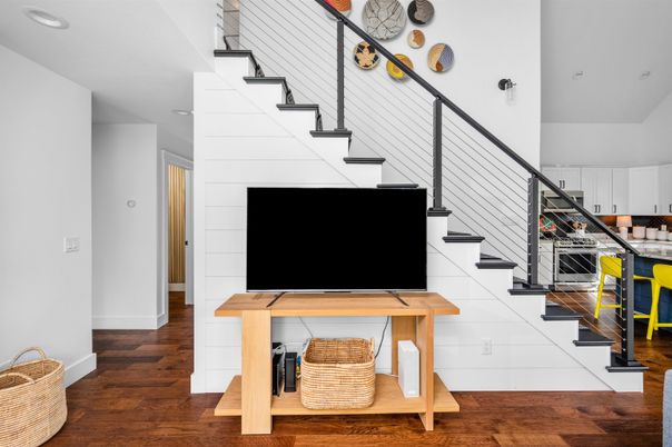 Interior, Recessed Lighting, Wood Texture Flooring