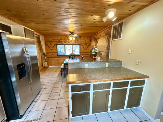 Dining room, Interior, Kitchen, Stainless Steel Appliances, Wooden Ceilings, Wooden Walls