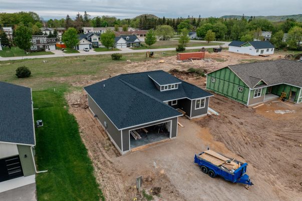 Exterior, Drone
