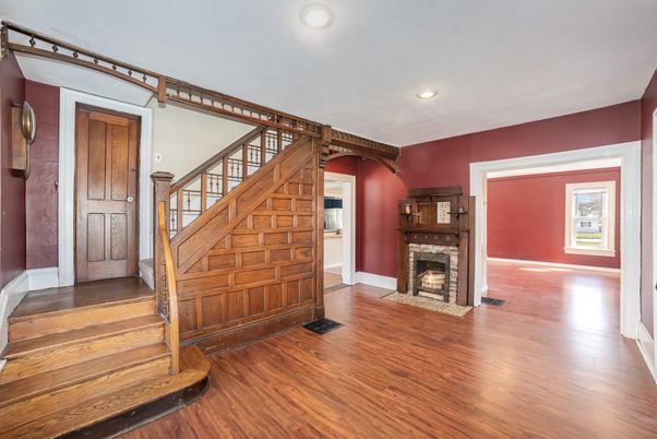 Fireplace, Interior, Recessed Lighting, Wood Texture Flooring