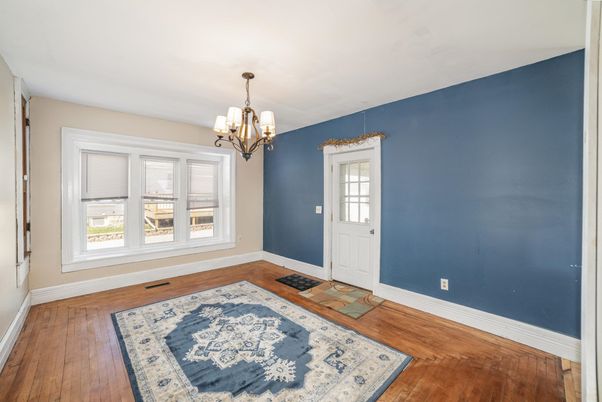 Chandelier, Empty room, Interior, Wood Texture Flooring