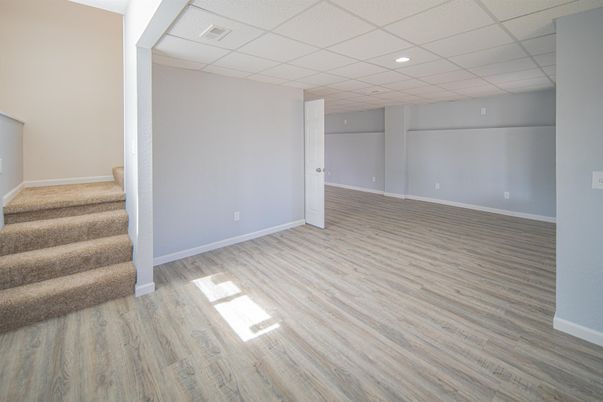 Empty room, Interior, Recessed Lighting, Wood Texture Flooring