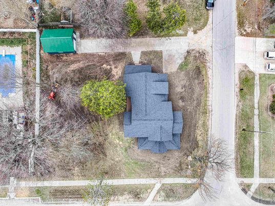 Exterior, Drone