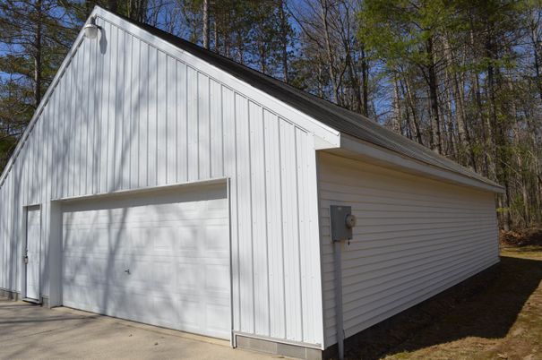 Detached Garage, Exterior