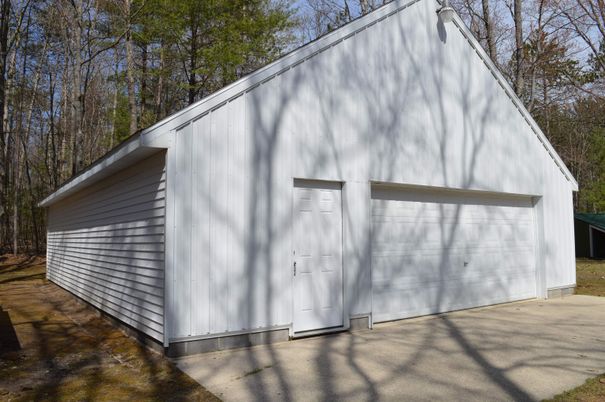 Detached Garage, Exterior