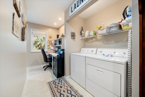 Home Office, Interior, Recessed Lighting, Utility Closets, Washer