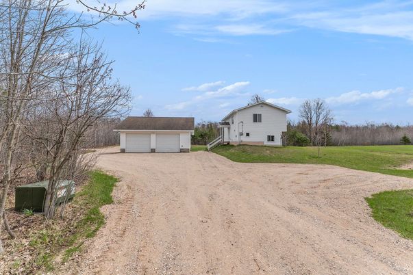 Backyard, Detached Garage, Exterior