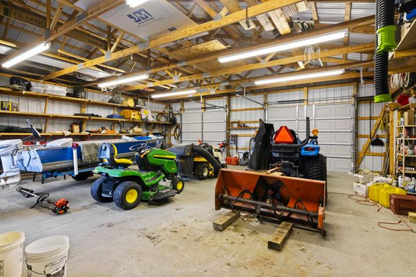 Garage, Interior