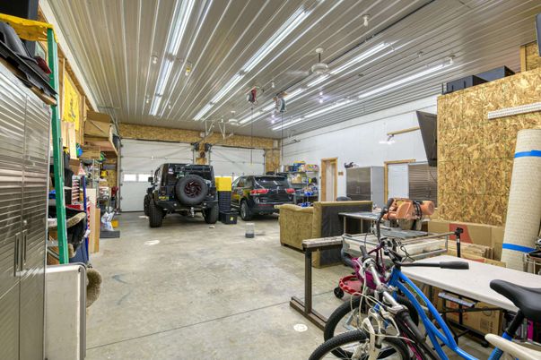 Garage, Interior, Stone Walls