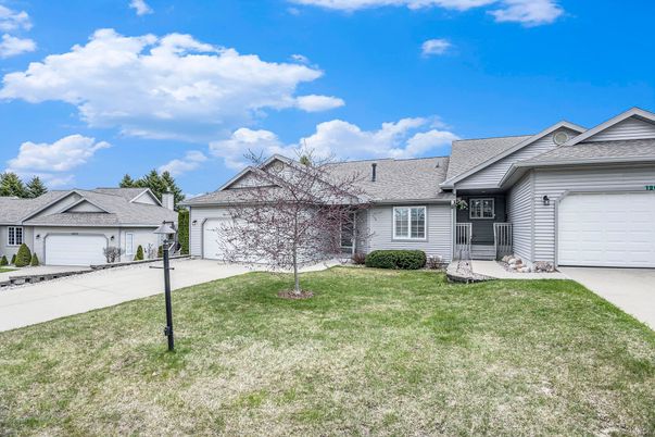Attached, Detached Garage, Exterior, Facade, Ranch