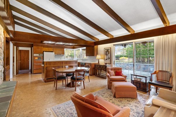Dining room, Interior, Kitchen, Living room, Stainless Steel Appliances, Wooden Beams