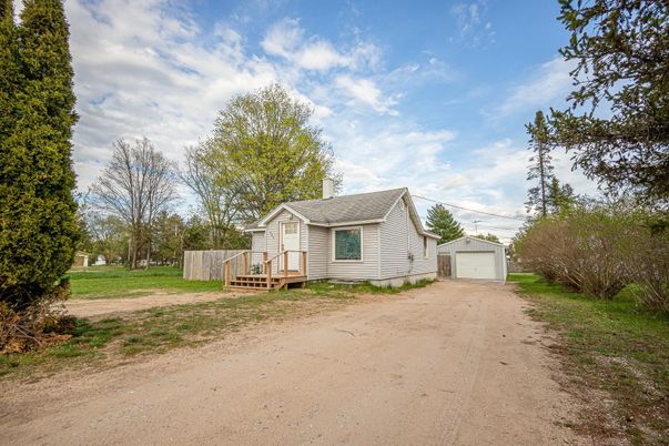 Backyard, Detached Garage, Exterior